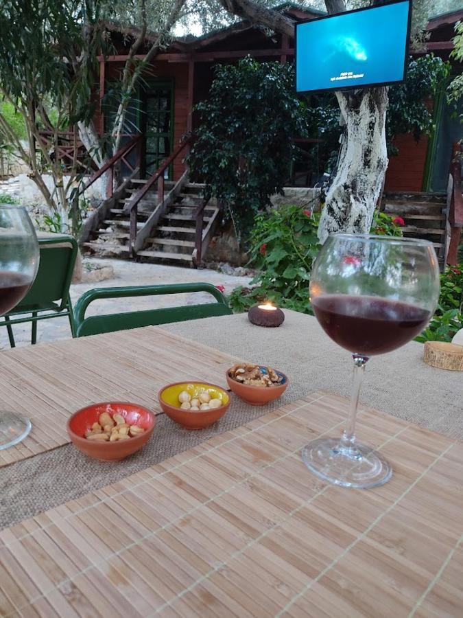 Ata Bungalow Bed and Breakfast Kaş Eksteriør billede